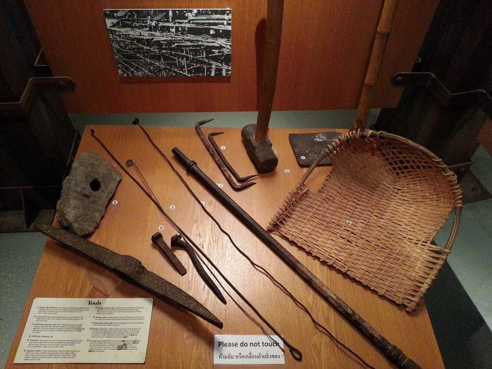  Hellfire Pass Memorial Museum. 