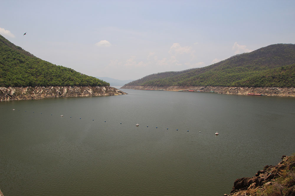 Дамба Пхумибол, Bhumibol Dam, дамба, тай, таиланд, тайланд, путешествие, дауншифтинг, путешествия с ребенком, азия, путешествие по азии, так, город Так, провинция Так, ночь в палатке, кемпинг в таиланде, кемпинг в тае, с палаткой в тай