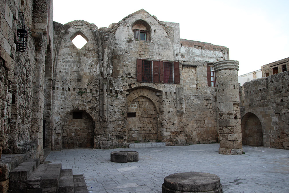 Церковь Богородицы Бурго. 14в. Rhodes. Church of The Virgin of The Burgh. 14th c.,родос, греция, что посмотреть на родосе, старый город, путешествие, путешествия, old town rodes, рыцарская улица, улица рыцарей на родосе