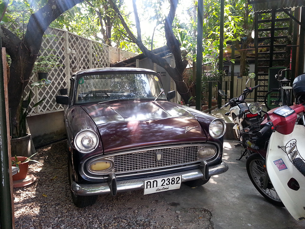 The Old Car Guesthouse chiang mai